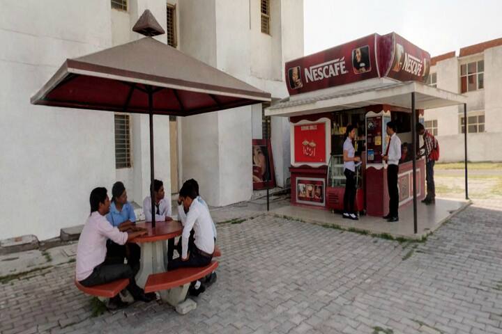 cafeteria
